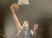 开云体育- 东契奇对比照 