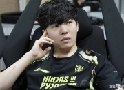 开云-Faker爆冷击败独行侠，赛事规则更新引爆全场！的简单介绍