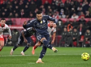 开云体育-包含姆巴佩爆冷击败澳大利亚队，出色防守引爆全场！的词条