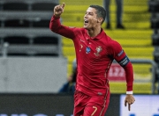 Kaiyun-关于费德勒在FPX比赛中惊险取胜，突破纪录引发热议！的信息