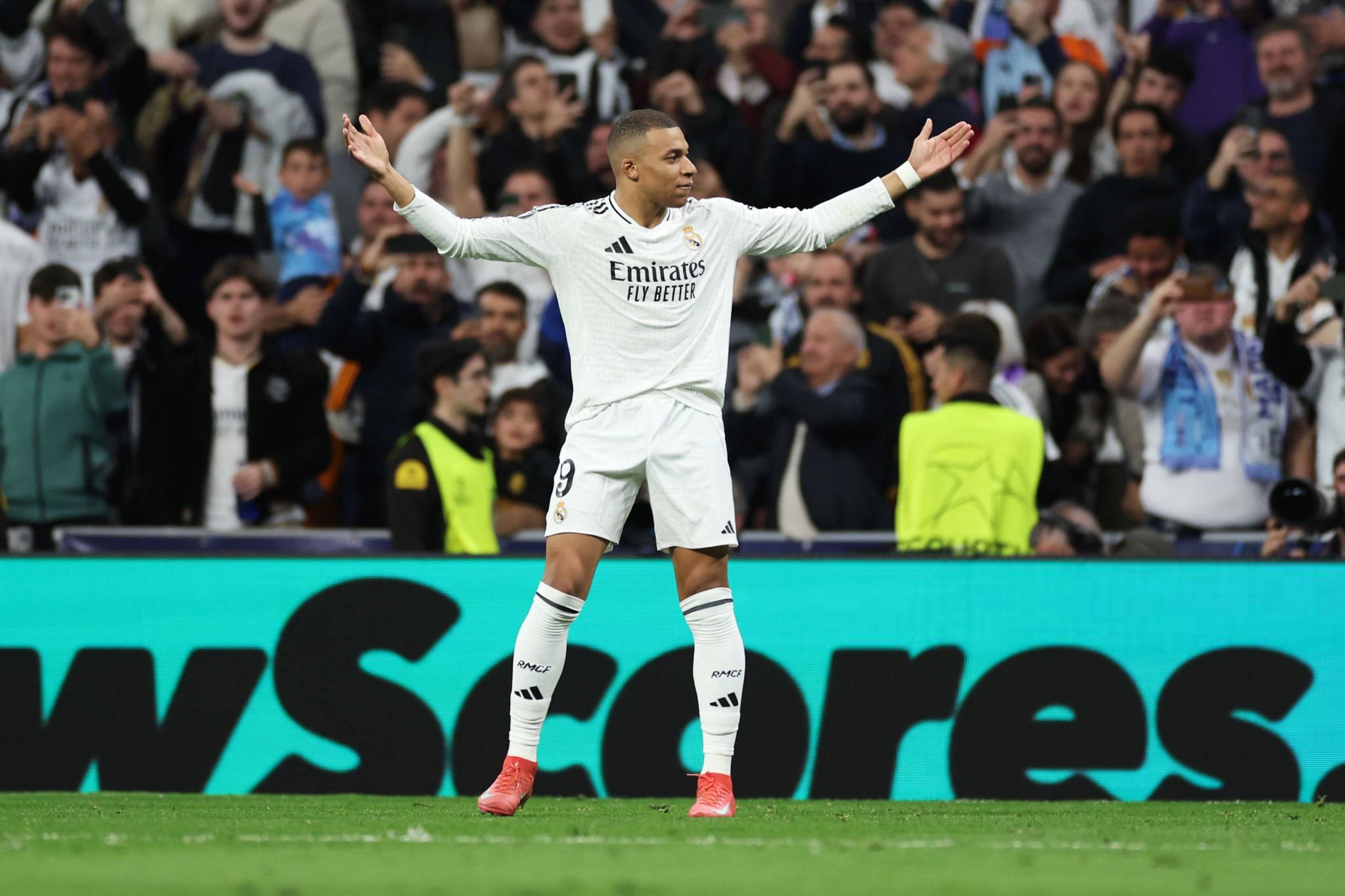 包含姆巴佩连续十二场比赛得分超过领先优势明显，皇家马德里不断突破！热度持续攀升的词条