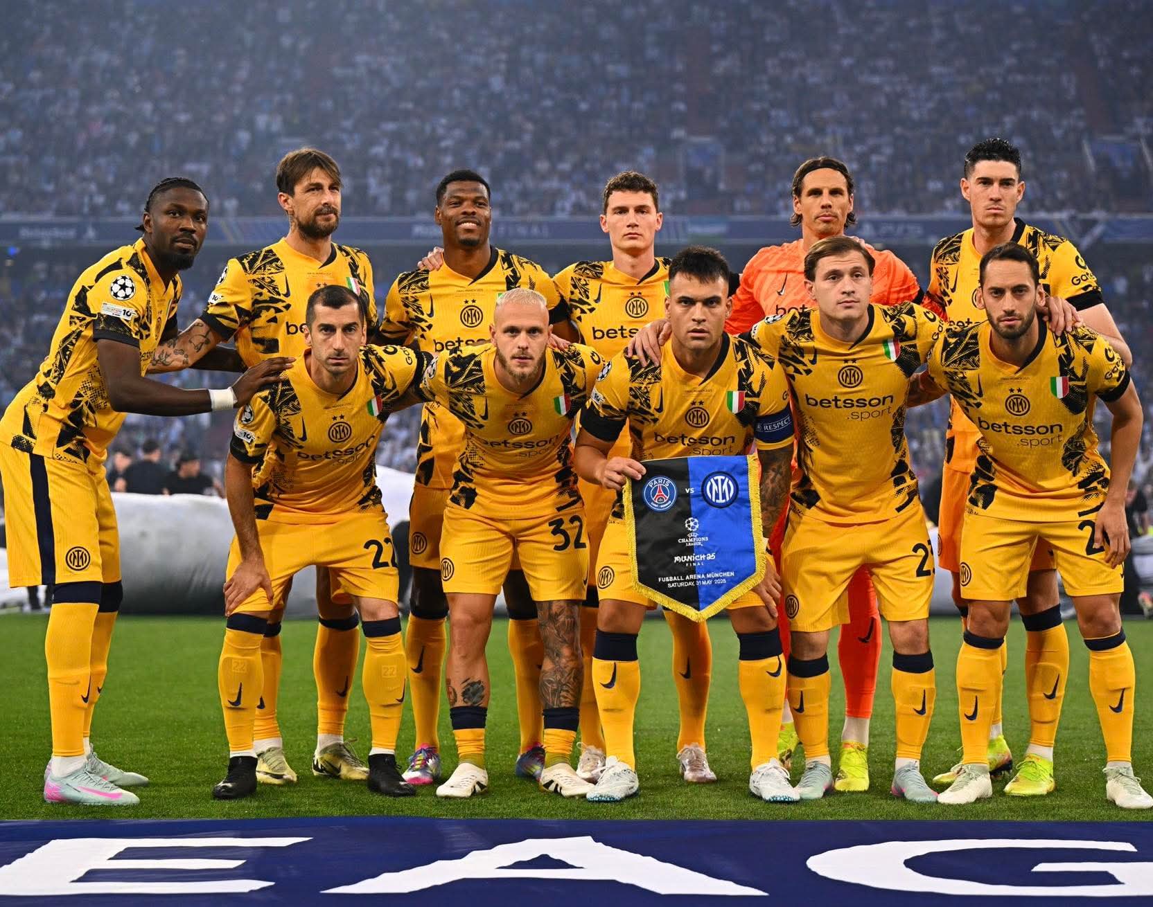  德国队观众热烈欢呼！，蒂姆迎来十二赛季出色发挥赛场气氛高涨