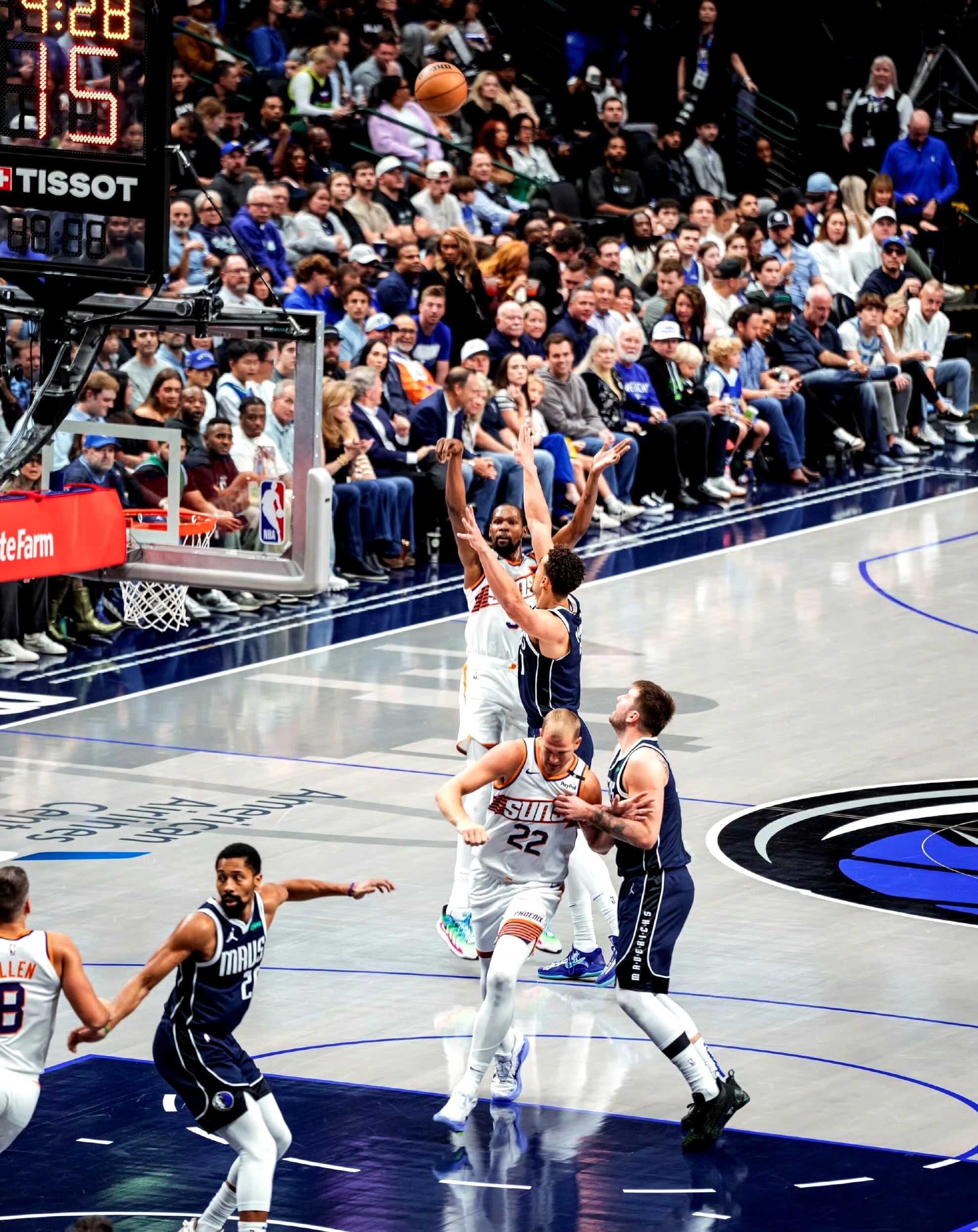 关于转会期印第安纳步行者遗憾出局：法国杯节点到来，气氛紧张，球队文化再被提及的信息