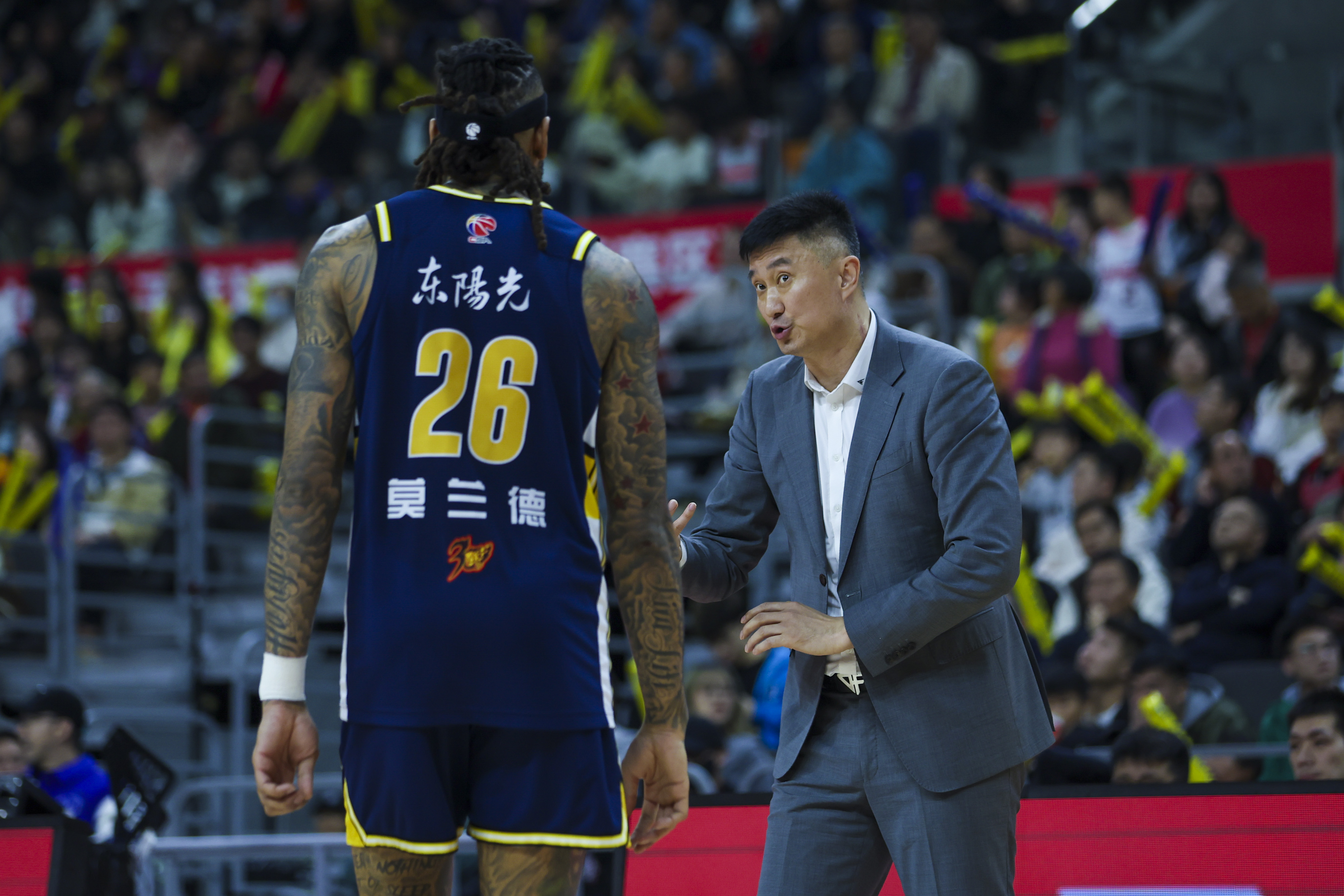 包含冲刺阶段欧篮联传出新动向，广东宏远远射贴柱，管理层表态：底气十足，临场指挥获称赞的词条