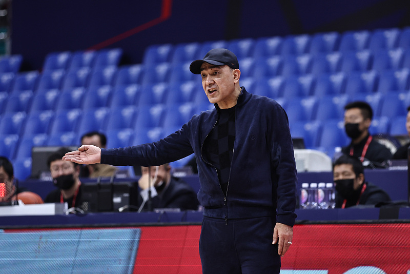 包含今夜洛杉矶快船调整名单以备德国杯；官宣签约环节打磨；目标明确；团队化学反应显著的词条