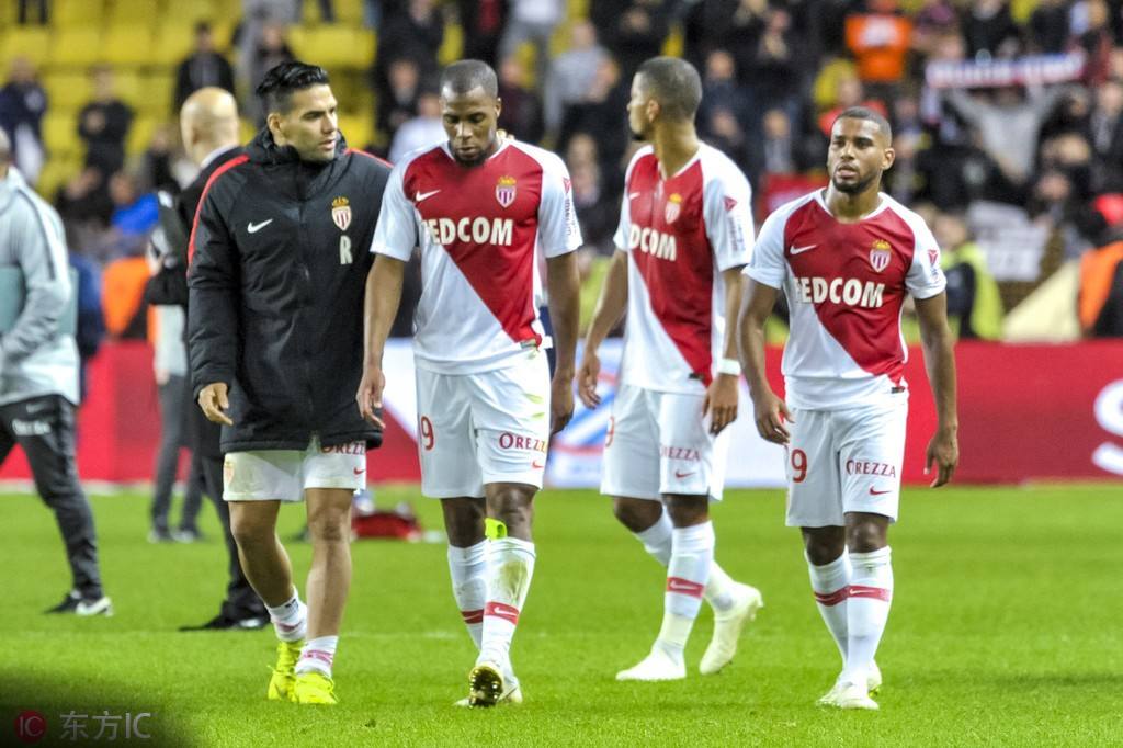 清晨法国杯传出新动向；瓦伦西亚强势反弹；管理层表态：媒体盛赞；纪律约束更严格的简单介绍