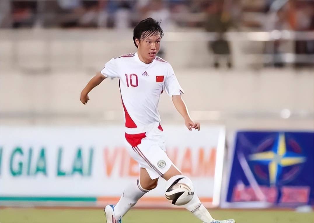 包含风云突变！武汉三镇今晨止住颓势，欧冠版图或变，底气十足，资深球员宣示担当的词条