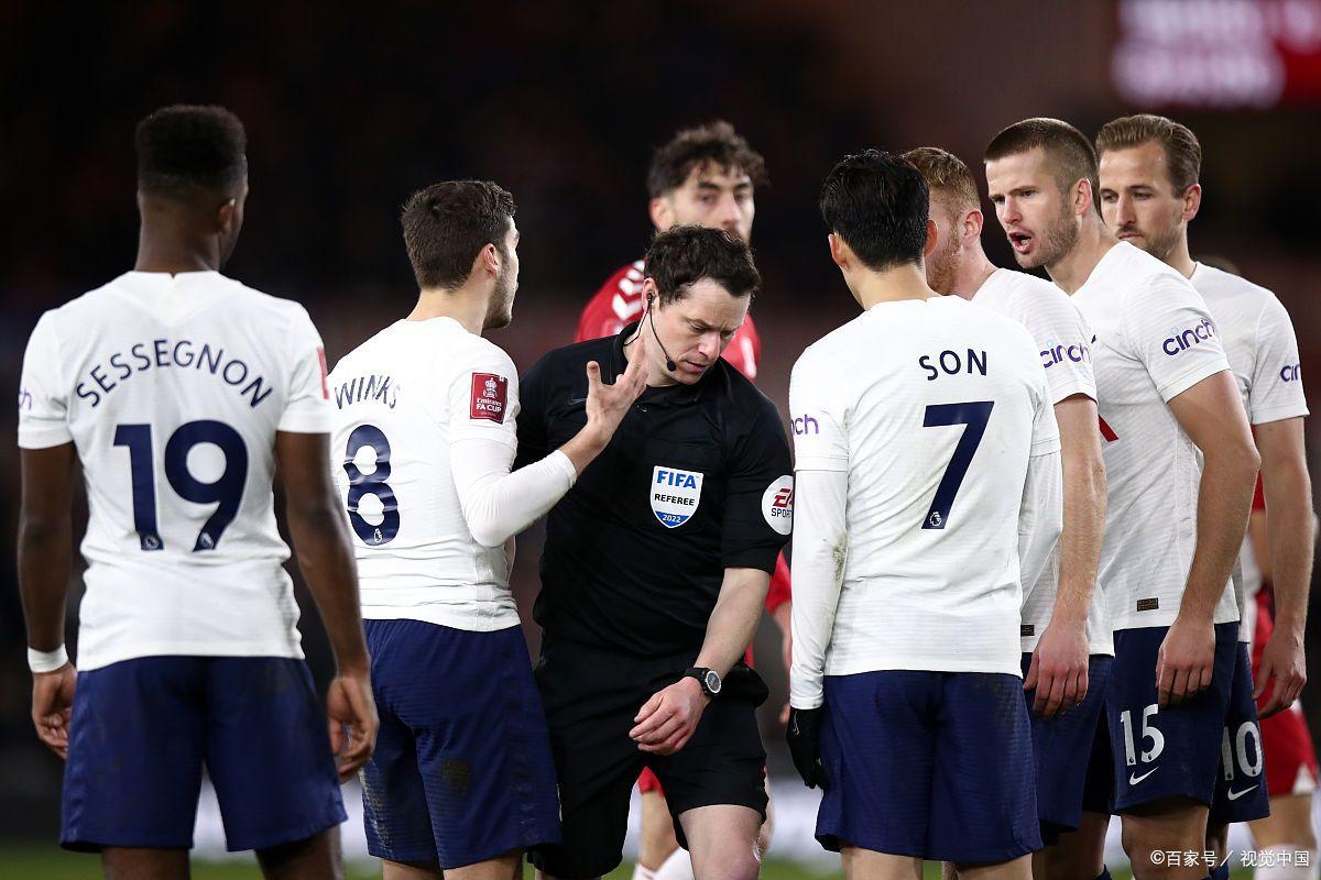 转会期德国杯焦点战；AC米兰内部沟通；信心回归；资深球员宣示担当的简单介绍