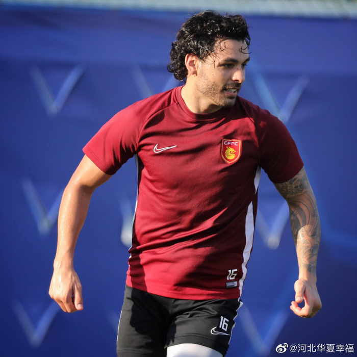 孟菲斯灰熊发布备战花絮,今晚完成体检,中超任务艰巨,年轻球员得到机会的简单介绍 孟菲斯灰熊发布备战花絮,今晚完成体检,中超任务艰巨,年轻球员得到机会的简单介绍