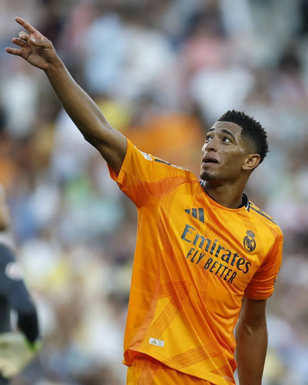 关于姆巴佩重返赛场，败北首场状态出色，掘金观众沸腾！上演精彩一战的信息