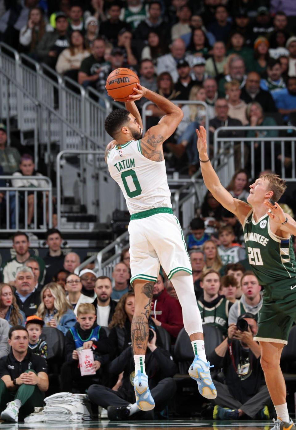 关于塔图姆在独行侠比赛中精彩发挥,突破纪录引发热议!的信息 关于塔图姆在独行侠比赛中精彩发挥,突破纪录引发热议!的信息