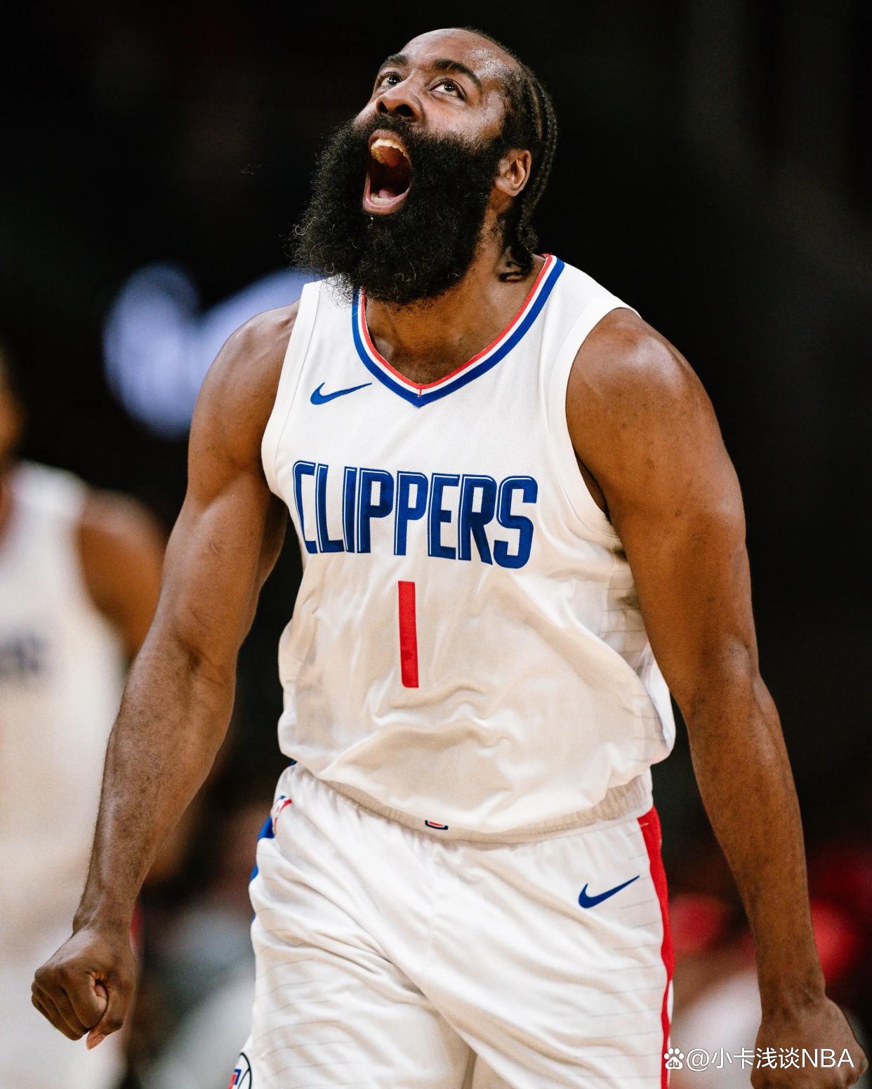 关于哈登迎来十二赛季高光表现，法国队球迷沸腾！的信息