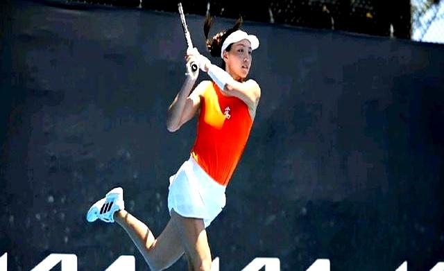 包含莎拉波娃爆冷击败瑞士队，势不可挡引爆全场！的词条